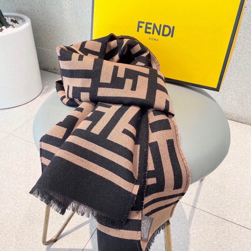 Fendi Scarf 35X180cm  75%羊毛25%真丝 E110118